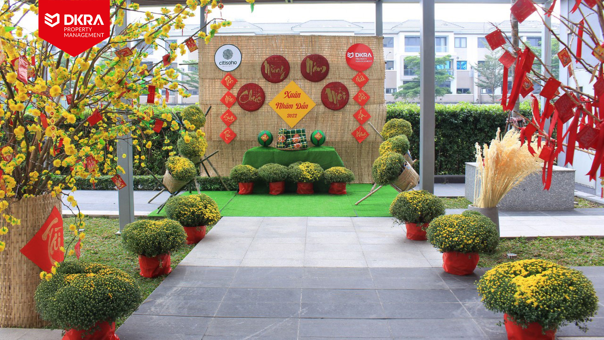 Trang trí đường hoa ngày Tết tại dự án Citisoho